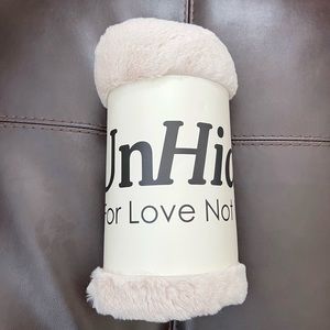 NEW Unhide Lil’ Marsh Blanket